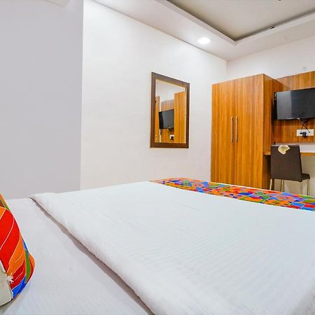 Fabexpress Diamond - Nr Bkc Hotel Mumbai Exterior photo